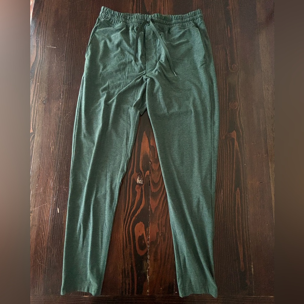 Outdoor Voices | Men's CloudKnit All Day Sweatpants | Size Large‎ | Green